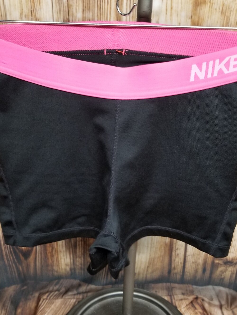 Nike Pro Dri-Fit Womens Black W/Pink Band Medium Spandex Compression Shorts